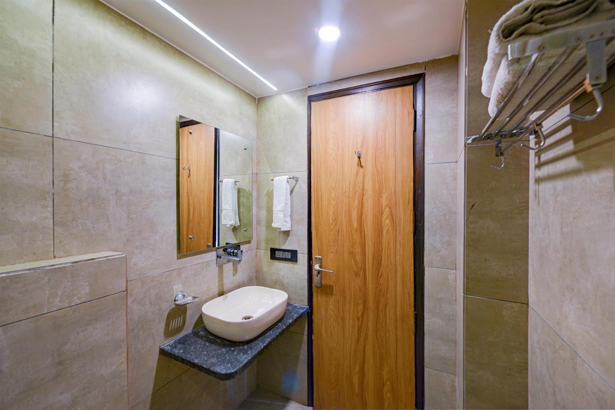 Hotel Sohana Palace Near New Delhi Railway Station And Connaught Place Luaran gambar